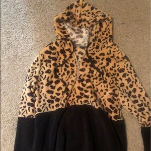 Leopard pullover sweater